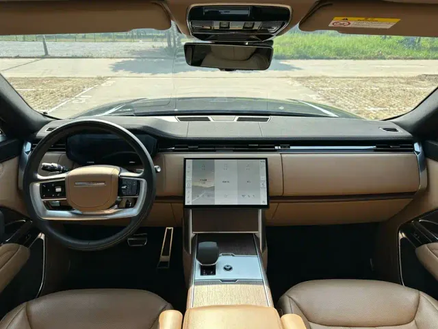 Land Rover Range Rover — Фото автомобиля 12