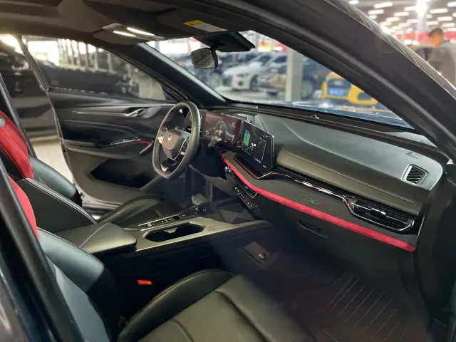 Changan X5 Plus — Фото автомобиля 11