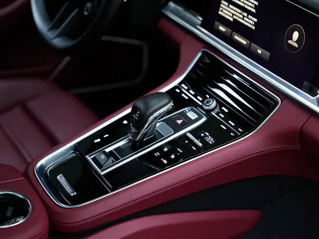 Porsche Panamera — Фото автомобиля 29