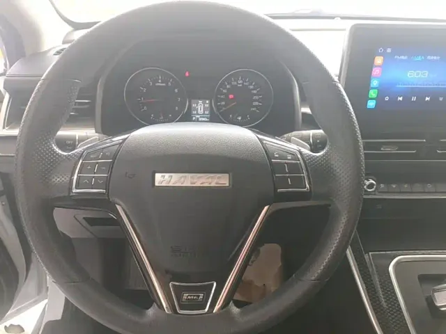 Haval M6 — Фото автомобиля 10