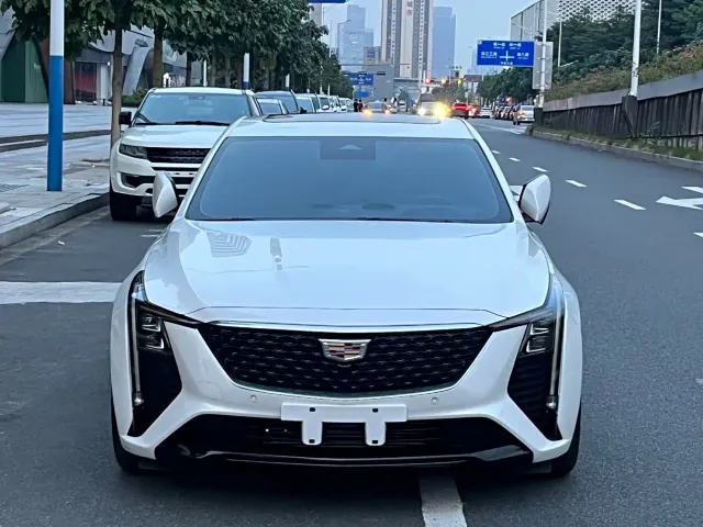 Cadillac CT5 — Фото автомобиля 3