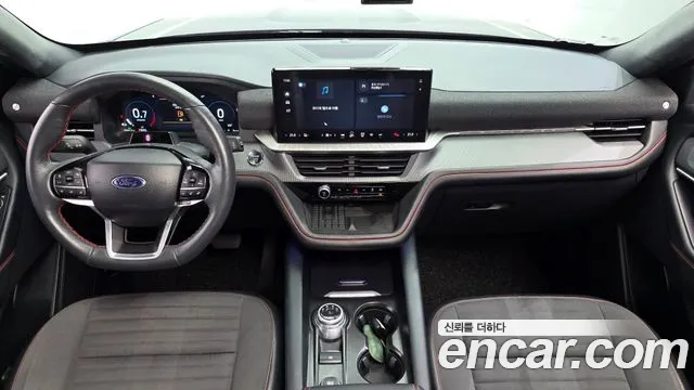 Ford Explorer — Фото автомобиля 3