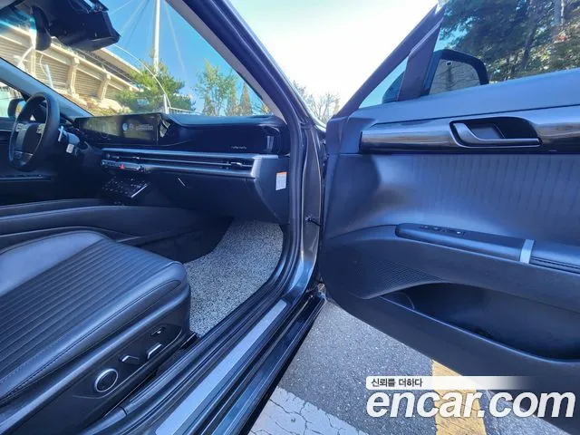 Hyundai Grandeur GN7 — Фото автомобиля 15