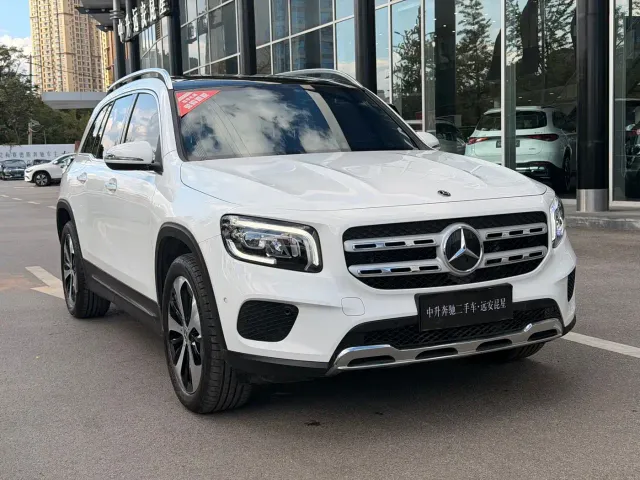 Mercedes-Benz GLB-Class — Фото автомобиля 3