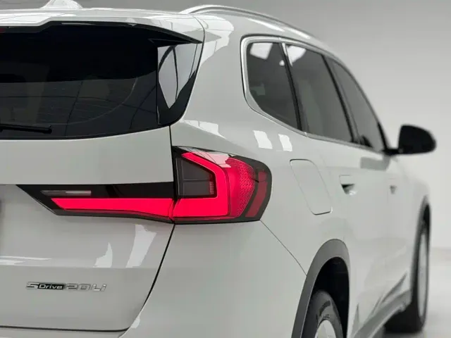 BMW X1 — Фото автомобиля 10