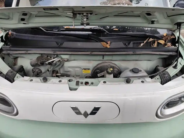 Wuling Hongguang Mini EV — Фото автомобиля 16