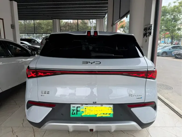 BYD Yuan PLUS — Фото автомобиля 3