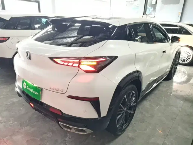Changan UNI-T — Фото автомобиля 6