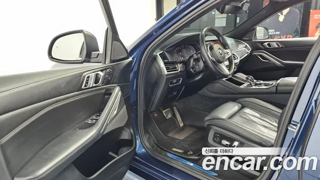 BMW X6 xDrive40i M Sport — Фото автомобиля 10