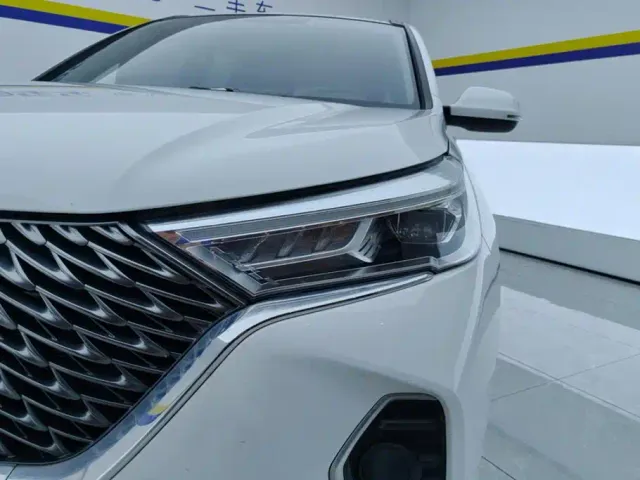 Haval M6 — Фото автомобиля 5