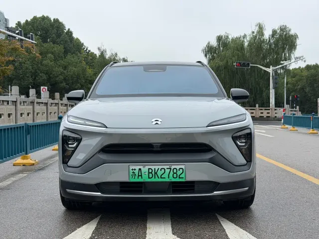 Nio ES6 — Фото автомобиля 2