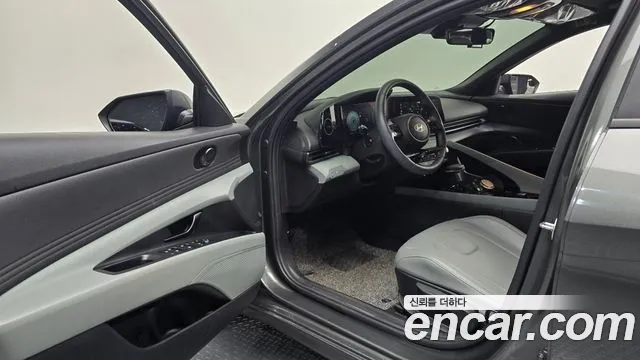 Hyundai AVANTE Новый Avante (CN7) — Фото автомобиля 10