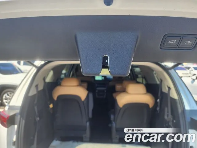 Kia Canival Carnival 4 поколение 9 мест Signature — Фото автомобиля 12