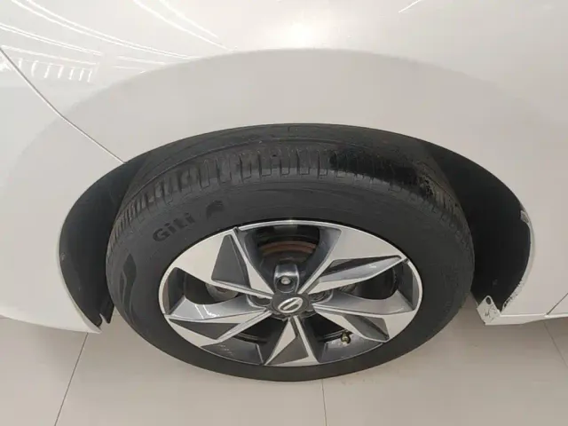 GAC Trumpchi M6 — Фото автомобиля 22