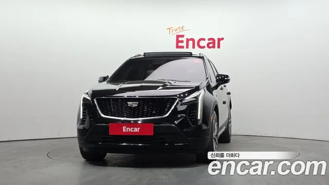 Cadillac XT4 2.0 Sport AWD — Фото автомобиля 3