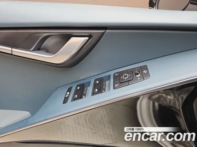 Kia Niro The All New — Фото автомобиля 23