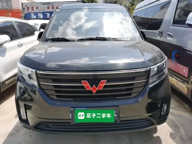 Wuling Zhengcheng — Фото автомобиля 2