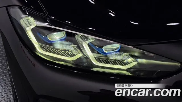 BMW i4 — Фото автомобиля 18