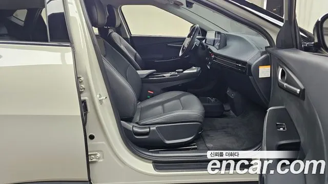 Kia EV6 — Фото автомобиля 16