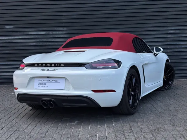Porsche 718 — Фото автомобиля 6