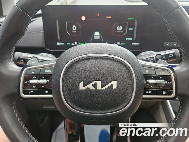 Kia Canival — Фото автомобиля 4