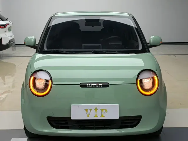 Changan Lumin — Фото автомобиля 2