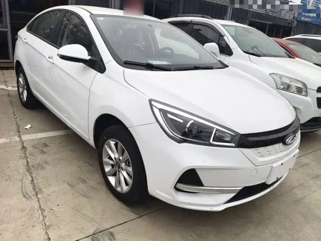 Chery Arrizo e — Фото автомобиля 3