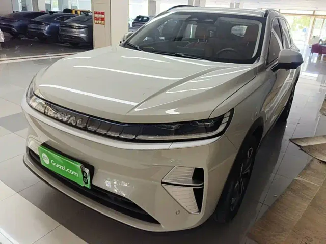 Фотография автомобиля — Haval Xiaolong MAX