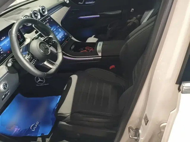 Mercedes-Benz C-Class — Фото автомобиля 14