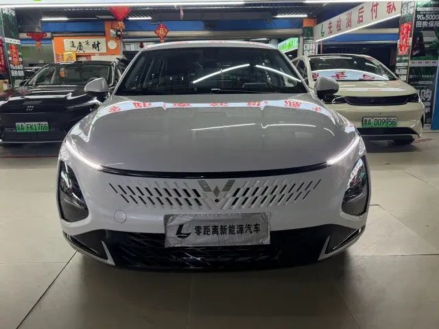 Wuling Starlight — Фото автомобиля 2
