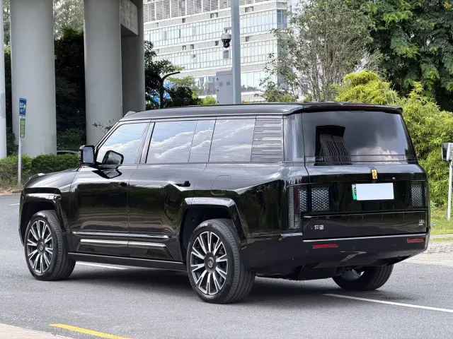 BYD U8L — Фото автомобиля 19