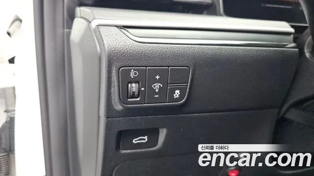 Kia K5 Новый K5 3 поколение 2.0 LPi(Для проката) — Фото автомобиля 17