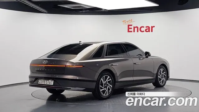 Hyundai Grandeur GN7 — Фото автомобиля 2