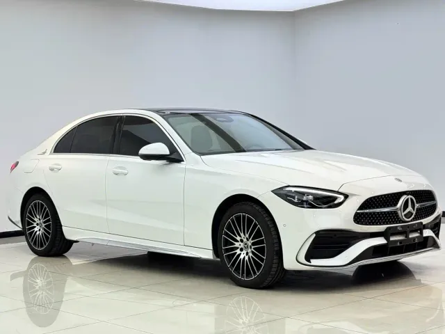 Mercedes-Benz C-Class — Фото автомобиля 3