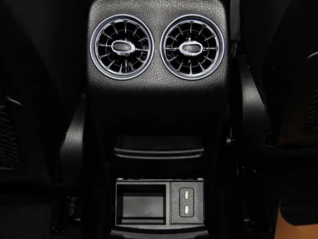Mercedes-Benz GLB-Class — Фото автомобиля 27