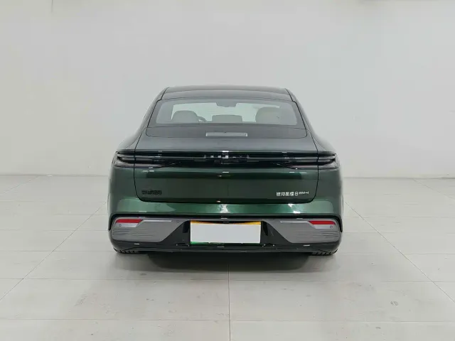Geely Galaxy Xingyao 8 — Фото автомобиля 3