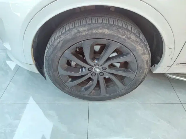Land Rover Discovery Sport — Фото автомобиля 22