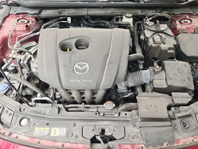 Mazda Axela — Фото автомобиля 16