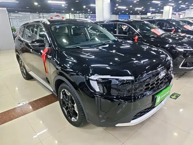 Ford Lingrui — Фото автомобиля 3