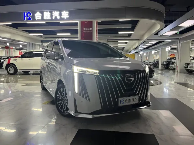 GAC Trumpchi M8 — Фото автомобиля 3