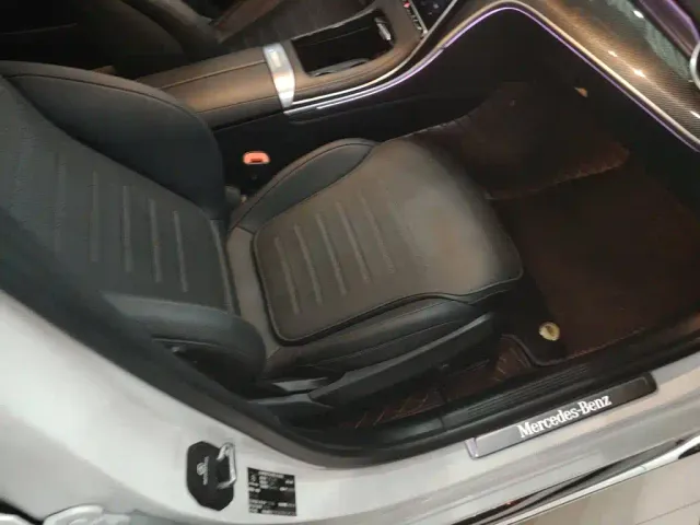 Mercedes-Benz C-Class — Фото автомобиля 14