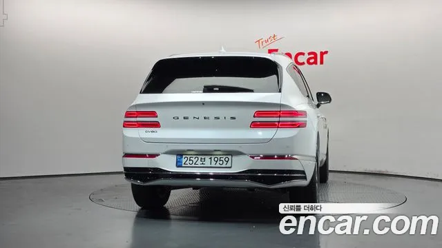 Genesis GV80 — Фото автомобиля 4