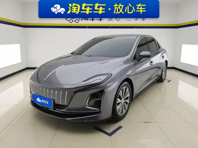 Фотография автомобиля — Hongqi E-QM5