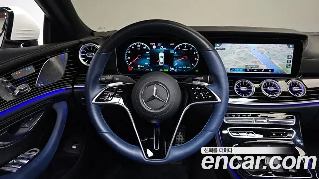 Mercedes-Benz CLS-Class — Фото автомобиля 12