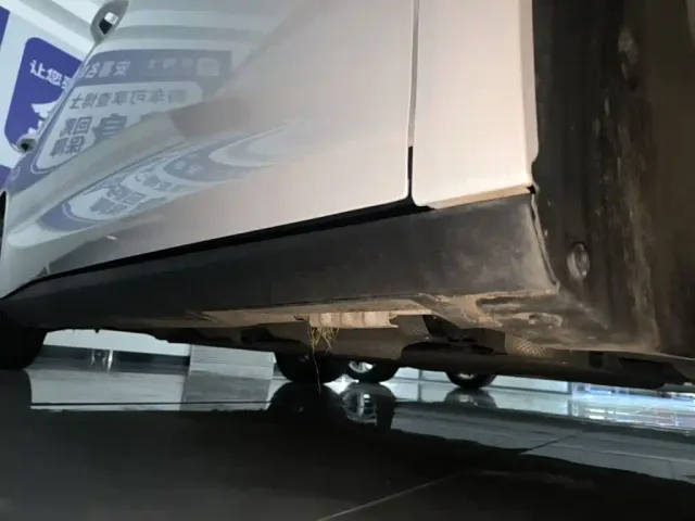 BYD Qin L — Фото автомобиля 20