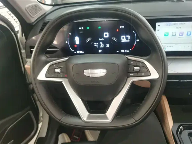 Geely Haoyue PRO — Фото автомобиля 10
