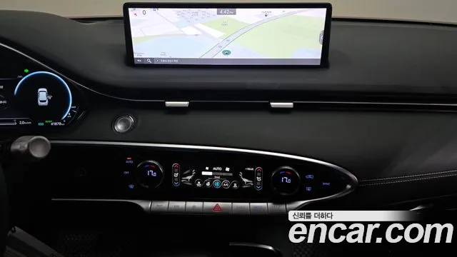 Genesis GV70 Electrified GV70 — Фото автомобиля 13