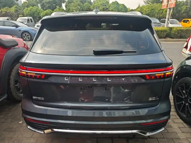 Geely Xingyue L — Фото автомобиля 5