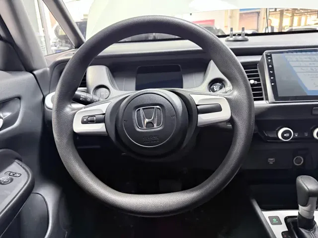 Honda Fit — Фото автомобиля 12