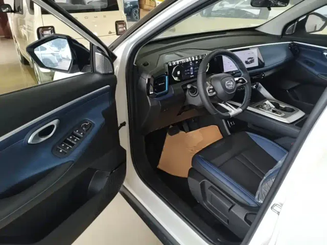 GAC Trumpchi GS3 — Фото автомобиля 15